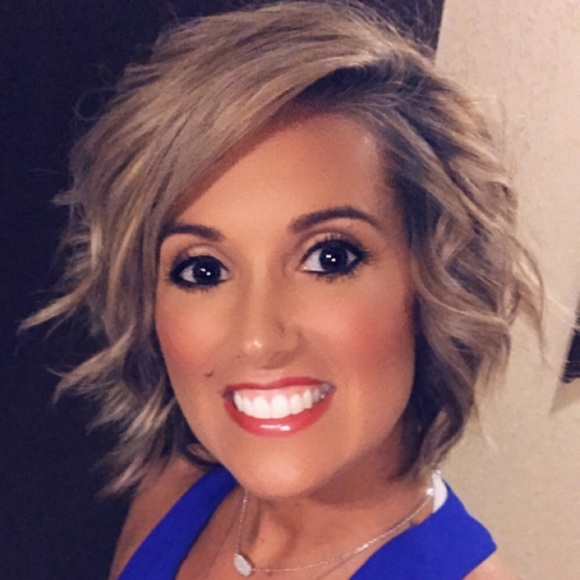 Meet your Posher, Tara - Picture 1 of 1